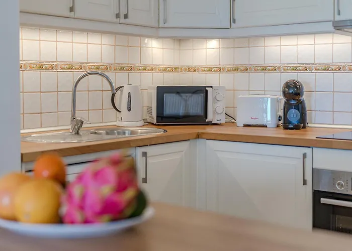 Heated Pool Marina Primavera * Адехе