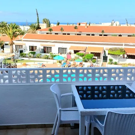 Heated Pool Marina Primavera * Адехе